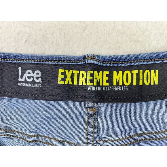 Lee Extreme Motion Athletic Jeans Mens 38x29 Blue Tapered Stretch Denim Pants - Picture 4 of 11